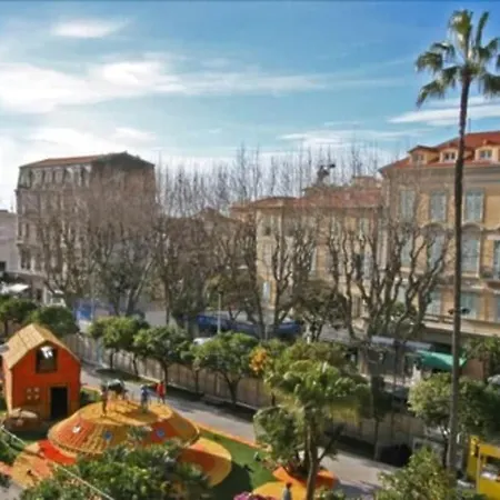 Hotell Chambord Menton