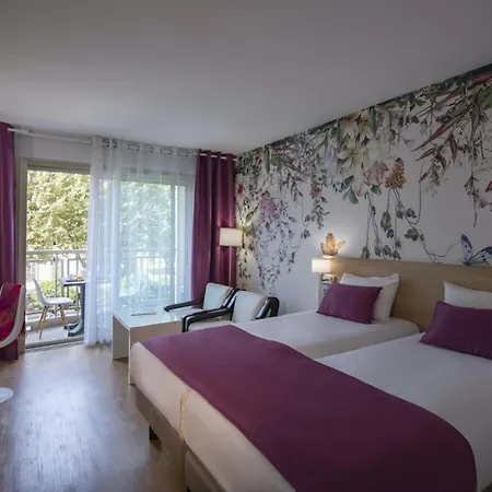 Szálloda Chambord 3*