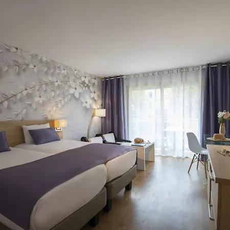 Chambord Szálloda 3*