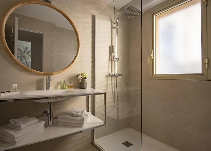 尚博尔酒店 芒通