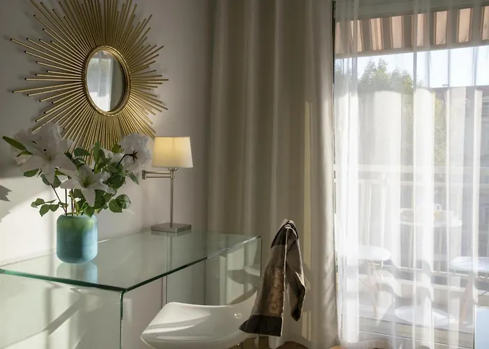 尚博尔酒店 芒通