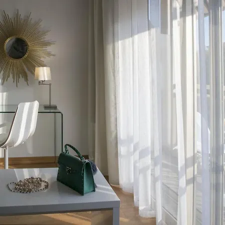 فندق Chambord مينتون