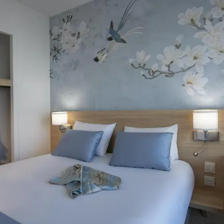 Chambord مينتون