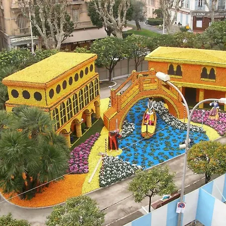 فندق Chambord 3*