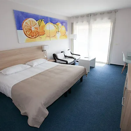 Chambord مينتون