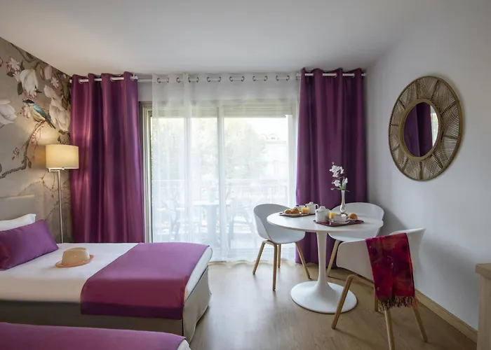 Chambord Hotel Menton