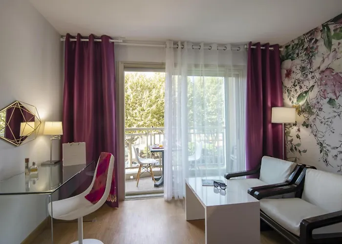 Chambord Szálloda 3*